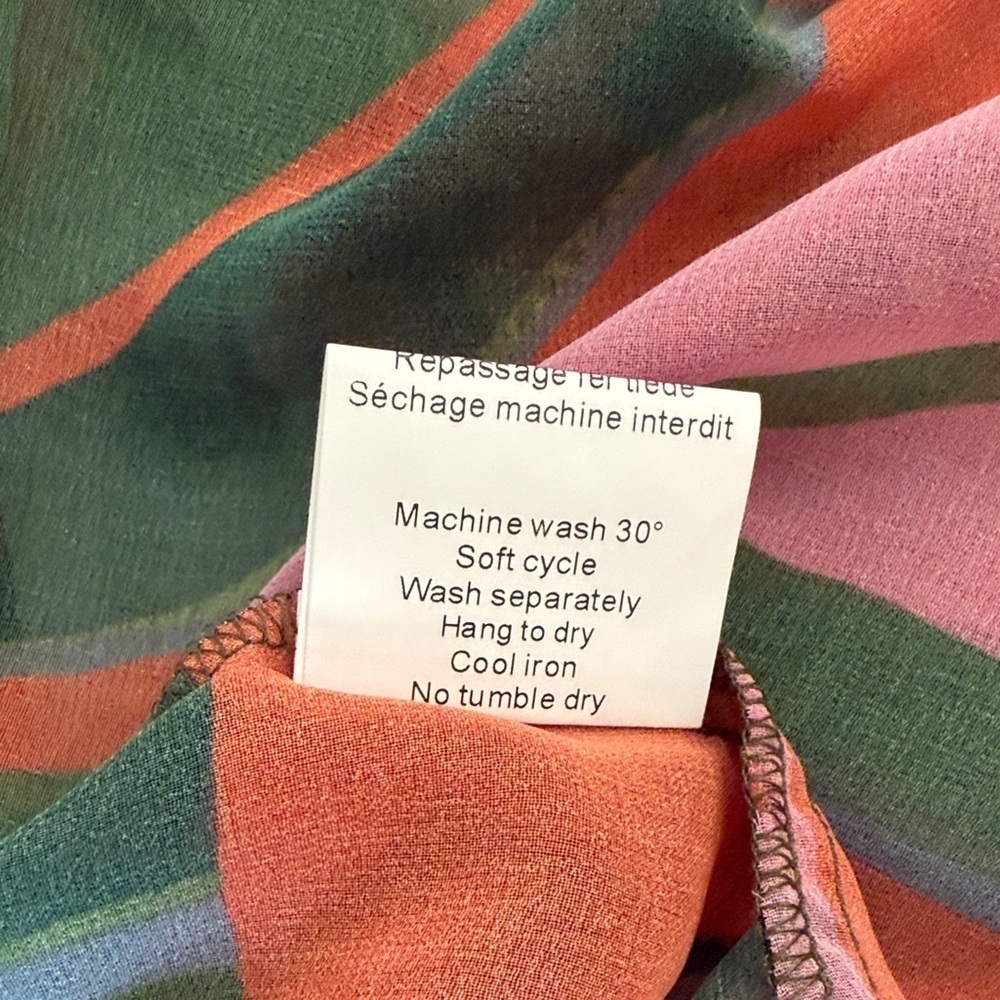 Bleu D’Azur Colorful Leaf Pattern Wrap Top size 4 - Picture 8 of 10